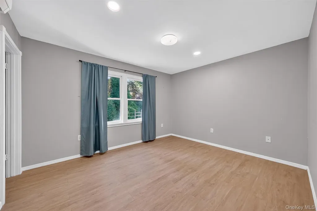 12 3rd Street Milton NY 12547