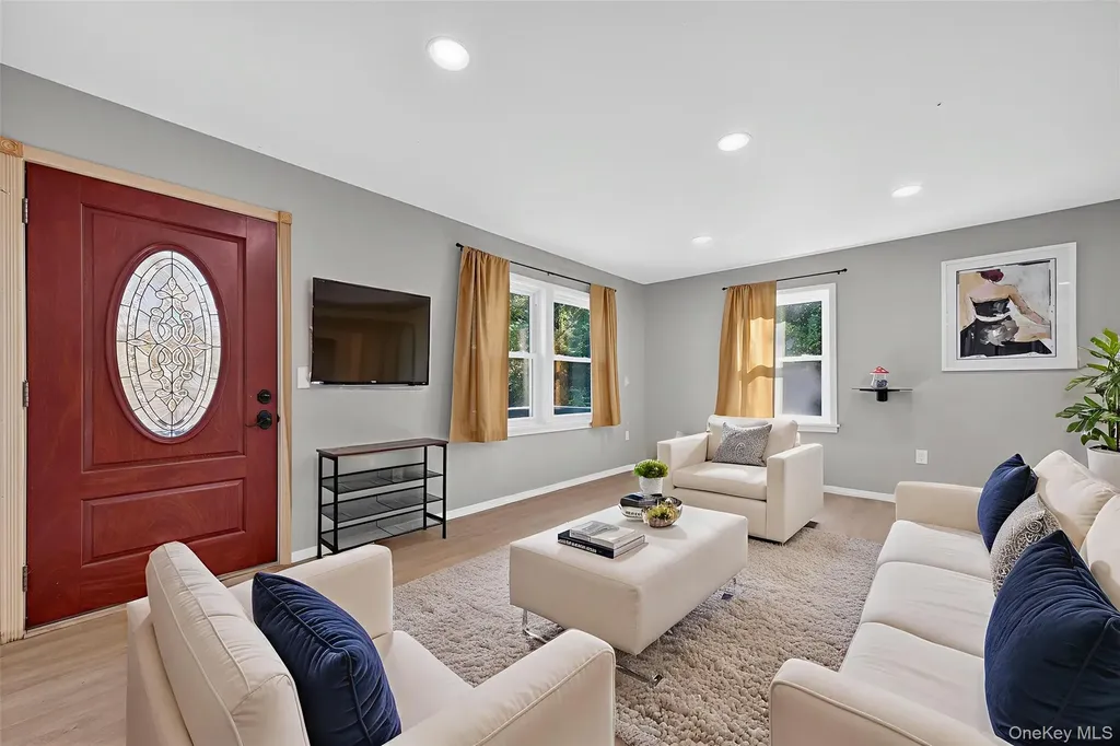 12 3rd Street Milton NY 12547