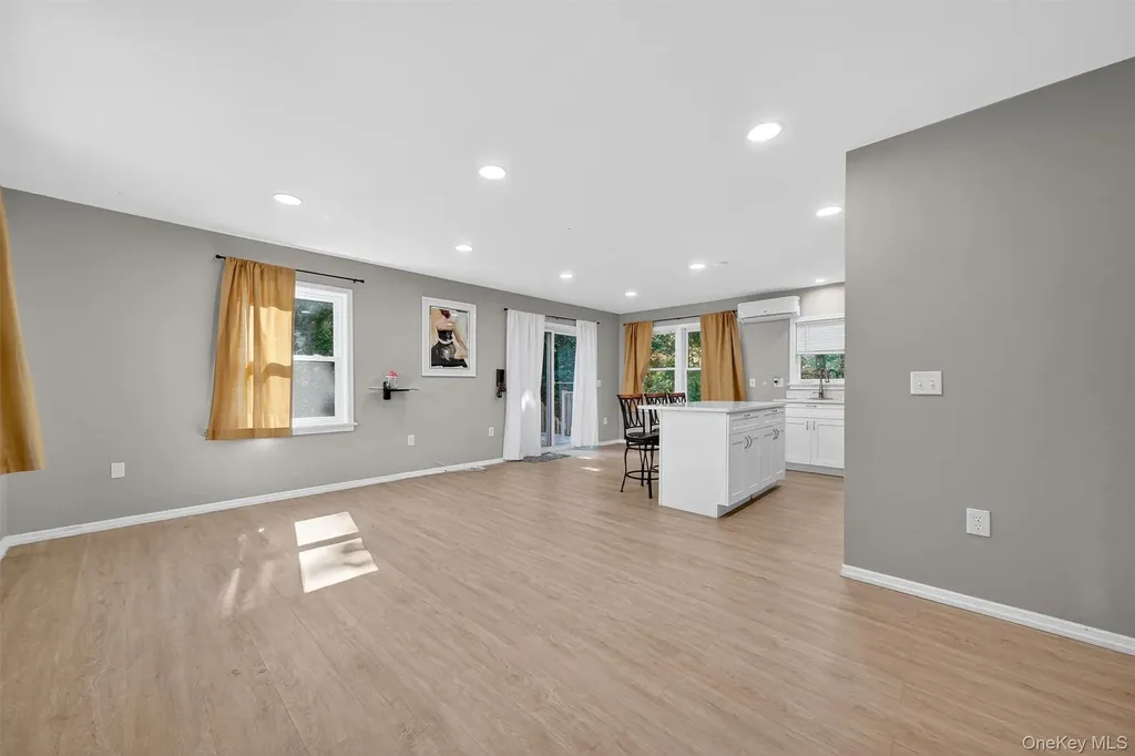 12 3rd Street Milton NY 12547