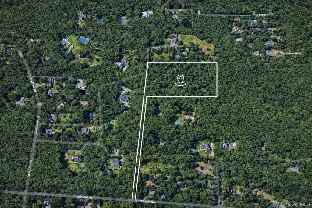 154 Oakview Highway East Hampton NY 11937