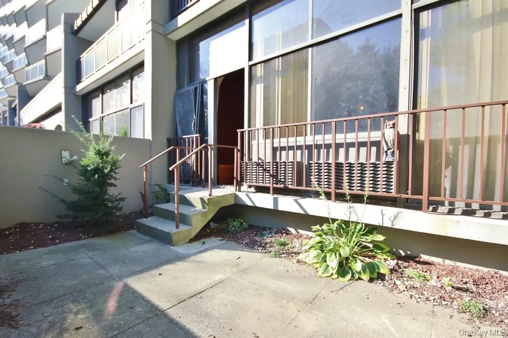 15 Stewart Place White Plains NY 10603