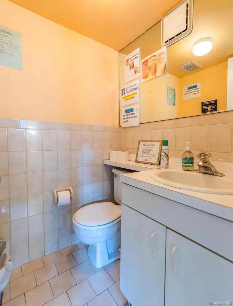 122-15 25th Road Flushing NY 11354