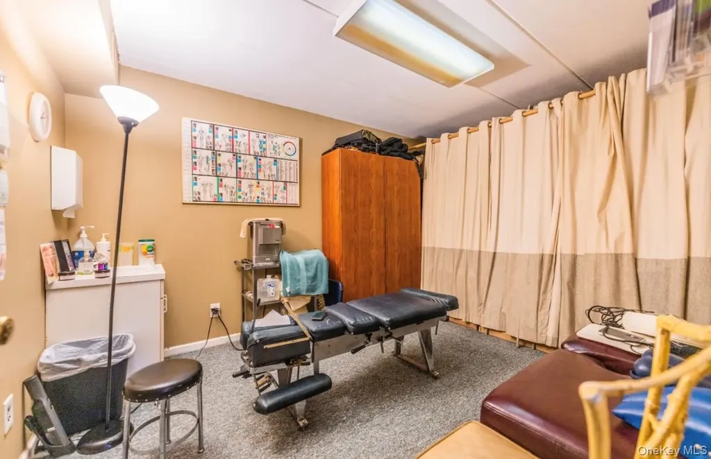 122-15 25th Road Flushing NY 11354
