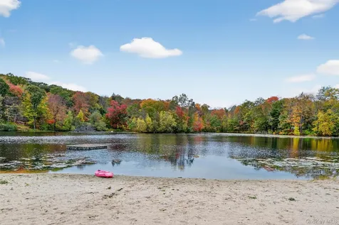 75 Willow Trail Court Carmel NY 10512