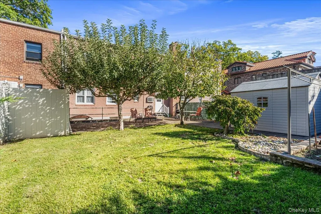 15016 26th Avenue Flushing NY 11354