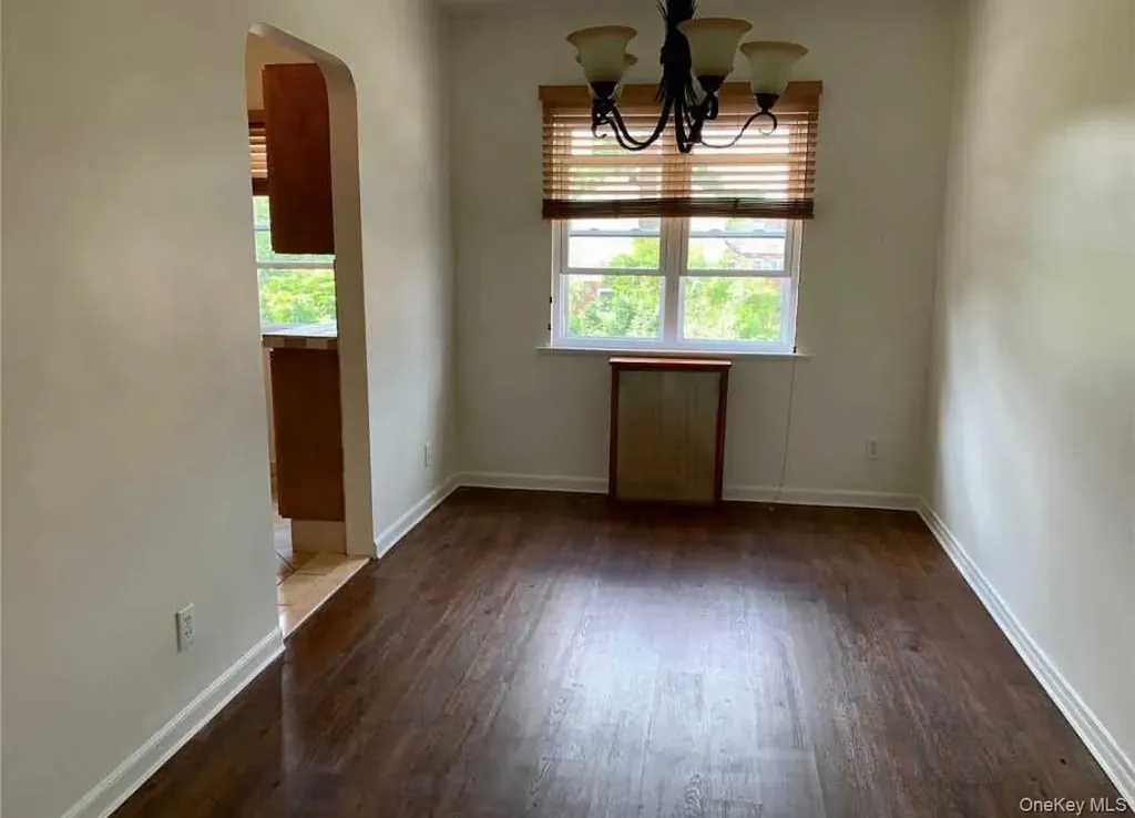 15016 26th Avenue Flushing NY 11354