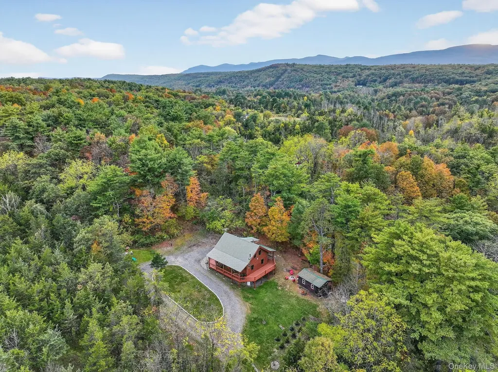 52 Paul Horn Road Catskill NY 12414