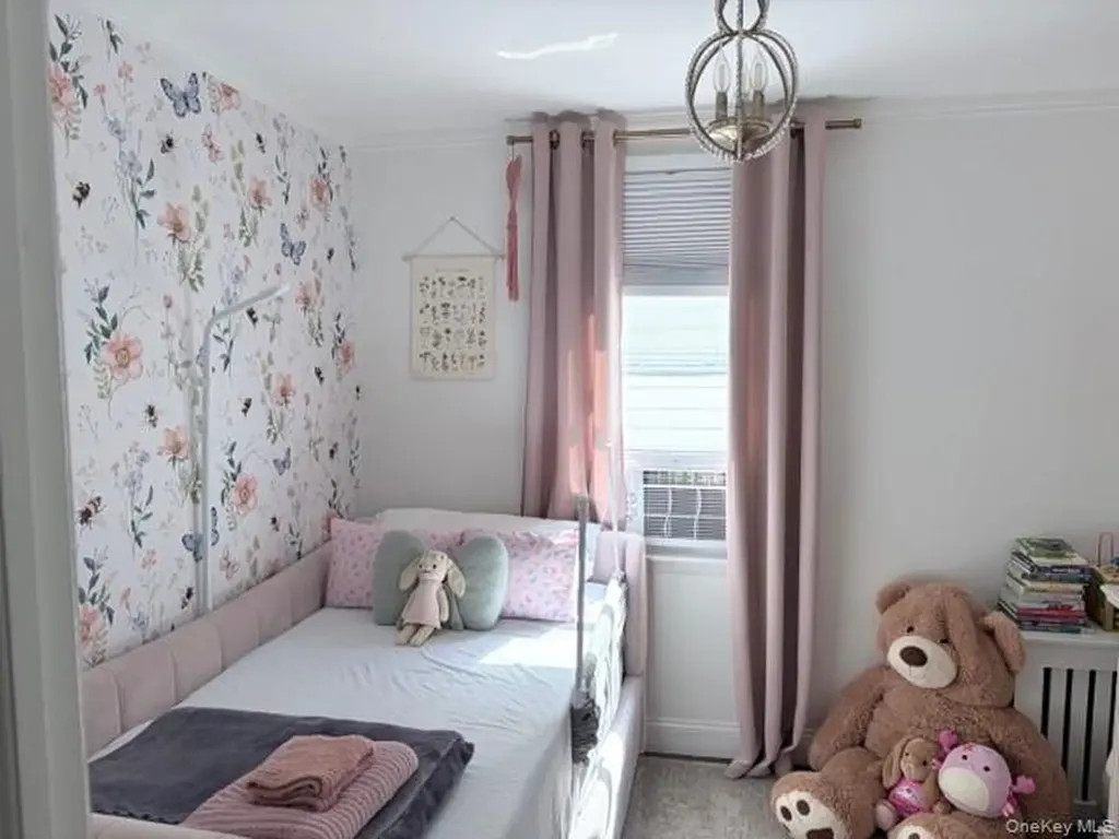 7818 65th Street Glendale NY 11385