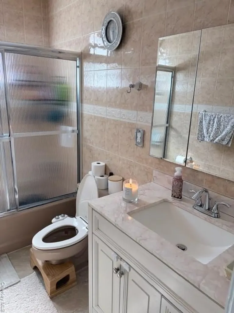 7818 65th Street Glendale NY 11385