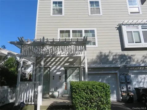 216 Beach 79th Street Arverne NY 11692