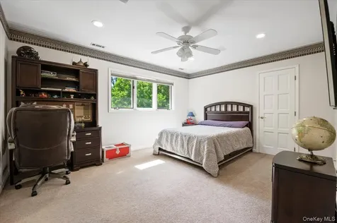 12 Ridge Court Old Brookville NY 11545
