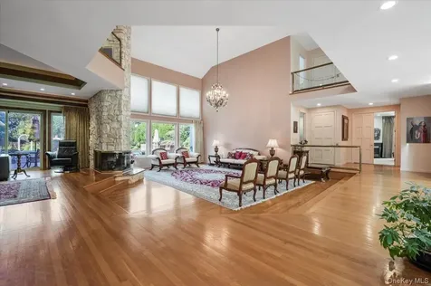 12 Ridge Court Old Brookville NY 11545