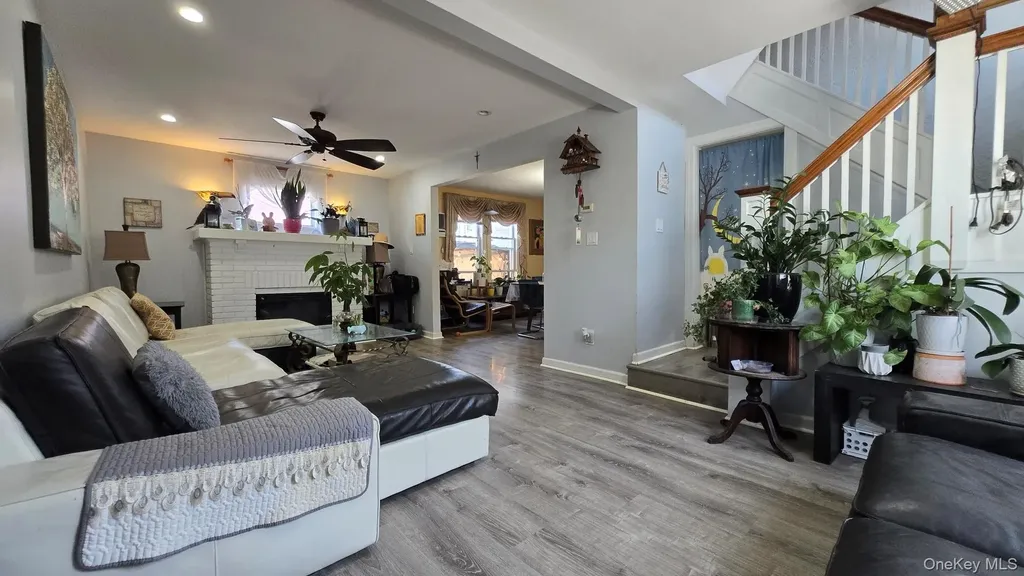 170 E Mineola Avenue Valley Stream NY 11580