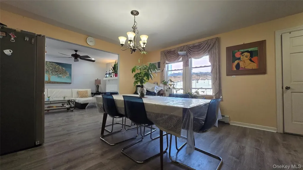 170 E Mineola Avenue Valley Stream NY 11580
