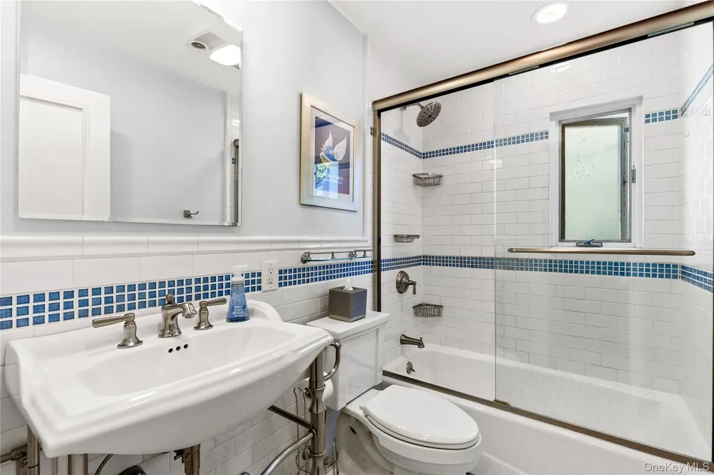 43 Rockridge Road Mount Vernon NY 10552