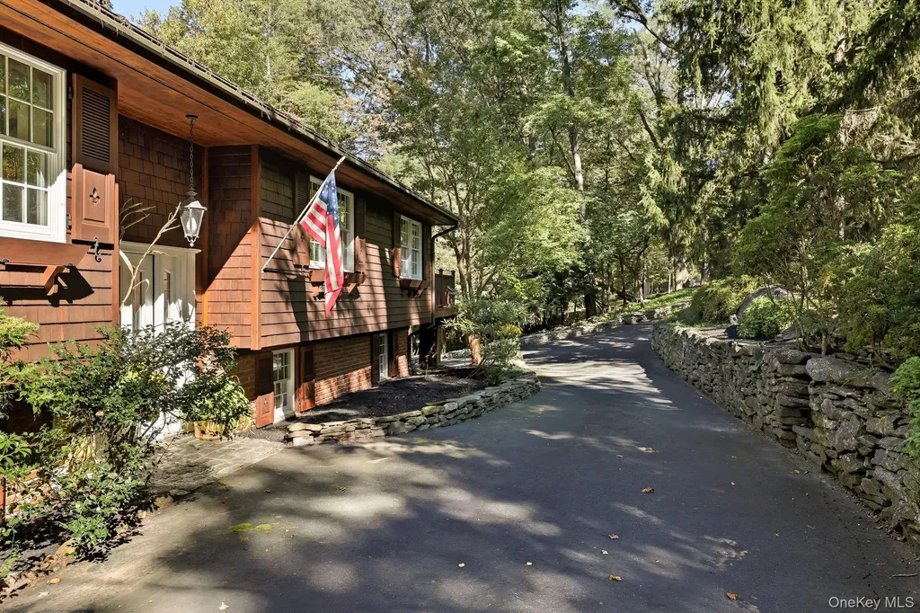 9 David Road Somers NY 10589