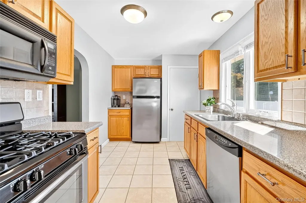 18 E Main Street Stony Point NY 10980