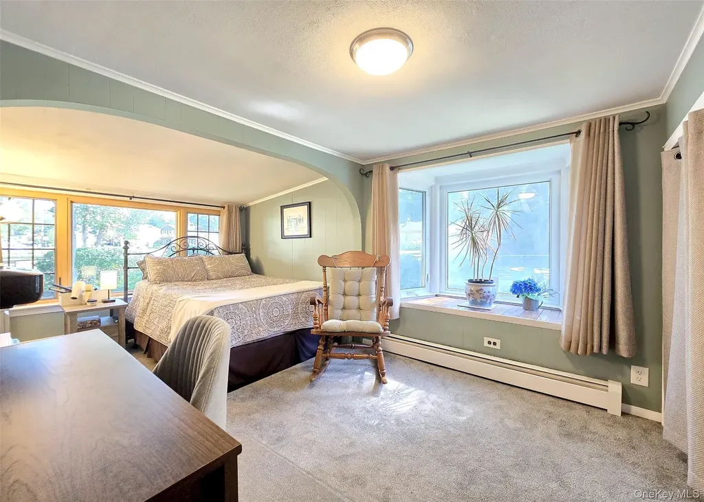 3 Broadway Ronkonkoma NY 11779