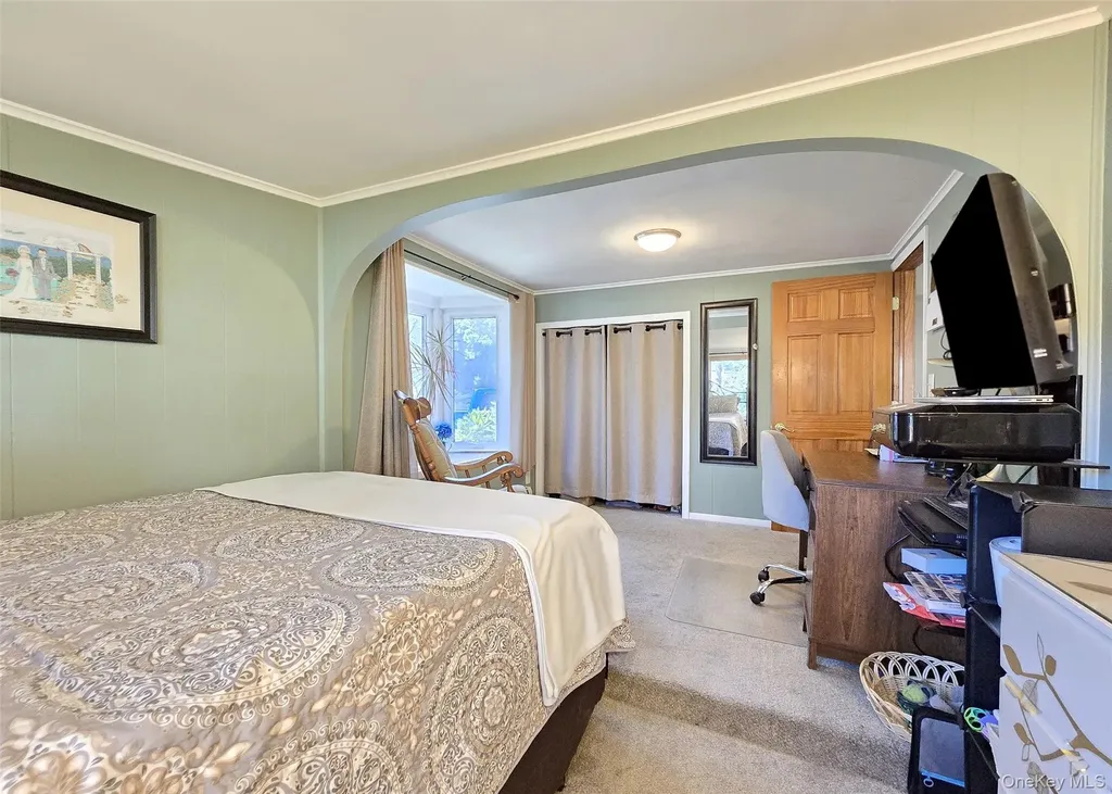3 Broadway Ronkonkoma NY 11779