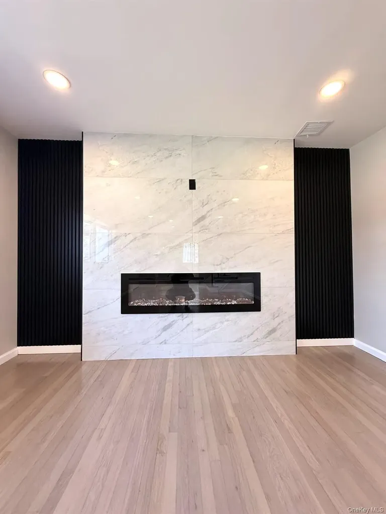 109 North Drive Massapequa NY 11758