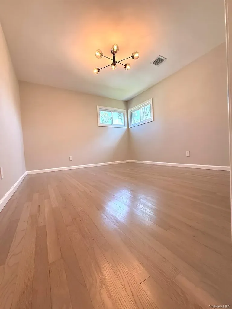109 North Drive Massapequa NY 11758
