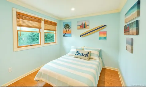 190 Academy Street Bayport NY 11705