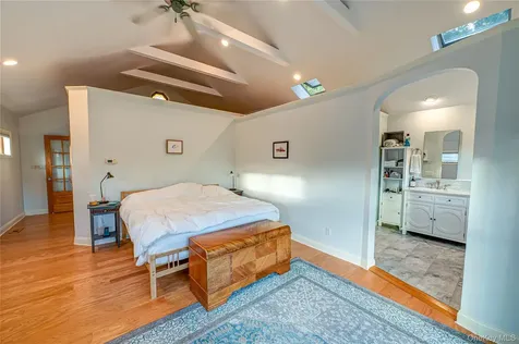 190 Academy Street Bayport NY 11705