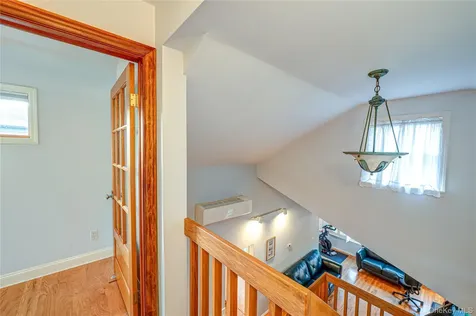 190 Academy Street Bayport NY 11705