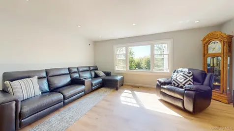 174 Smithtown Road Fishkill NY 12524