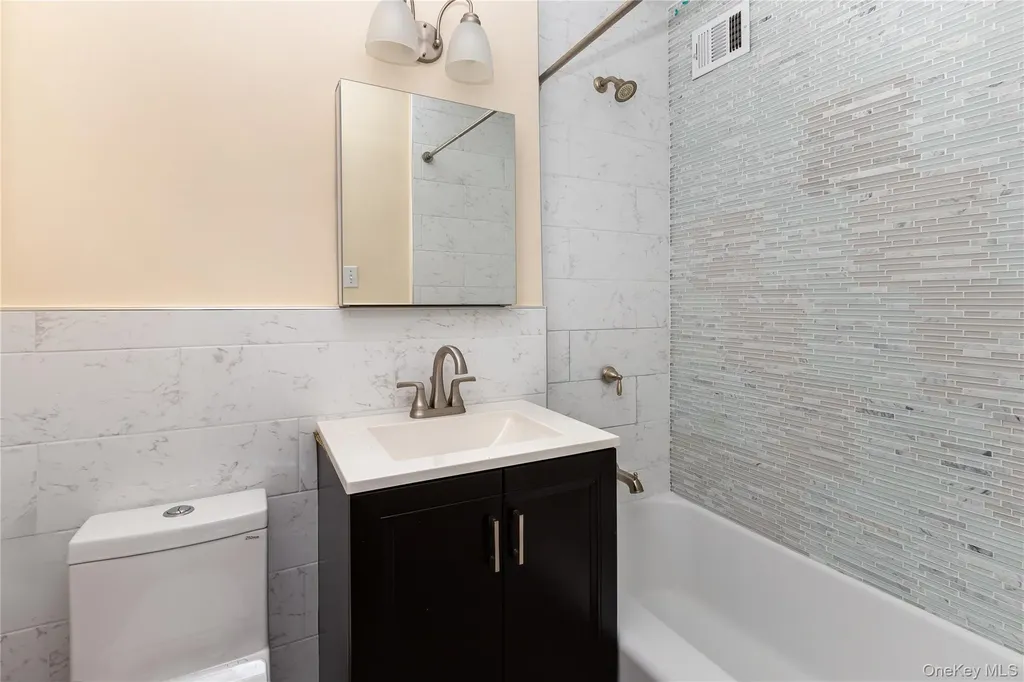 5355 Henry Hudson Parkway Bronx NY 10471