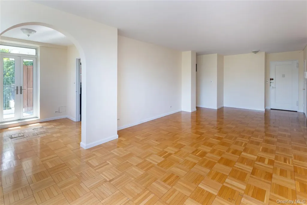 5355 Henry Hudson Parkway Bronx NY 10471
