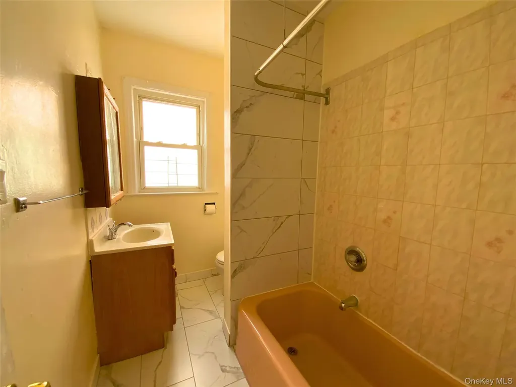 552 Beach 68th Street Arverne NY 11692
