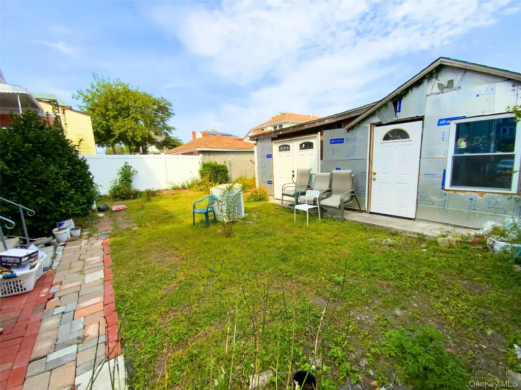 552 Beach 68th Street Arverne NY 11692