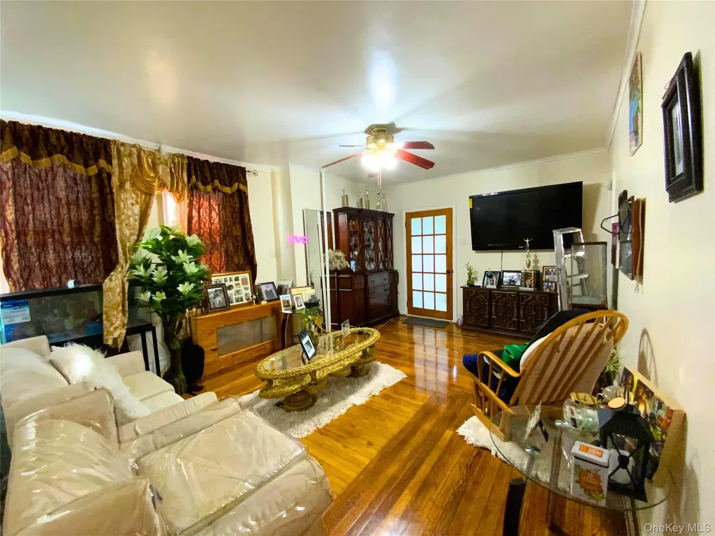 552 Beach 68th Street Arverne NY 11692