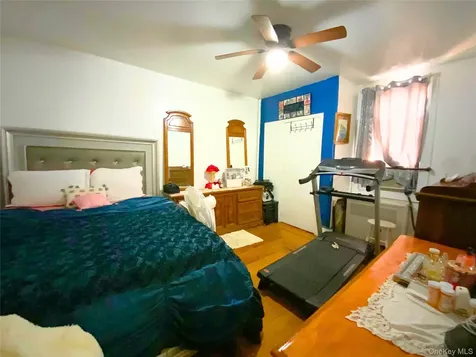 552 Beach 68th Street Arverne NY 11692