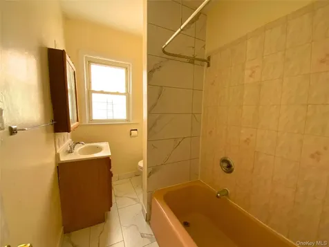 552 Beach 68th Street Arverne NY 11692