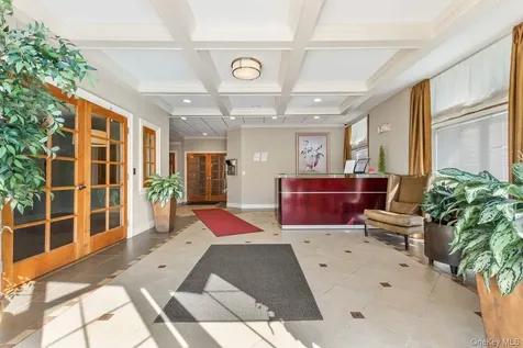 850 E Main Street Stamford CT 06902