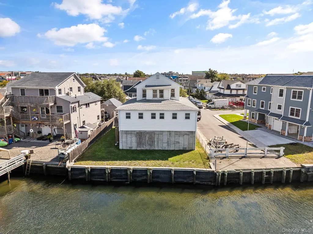 41 West Avenue Lawrence NY 11559