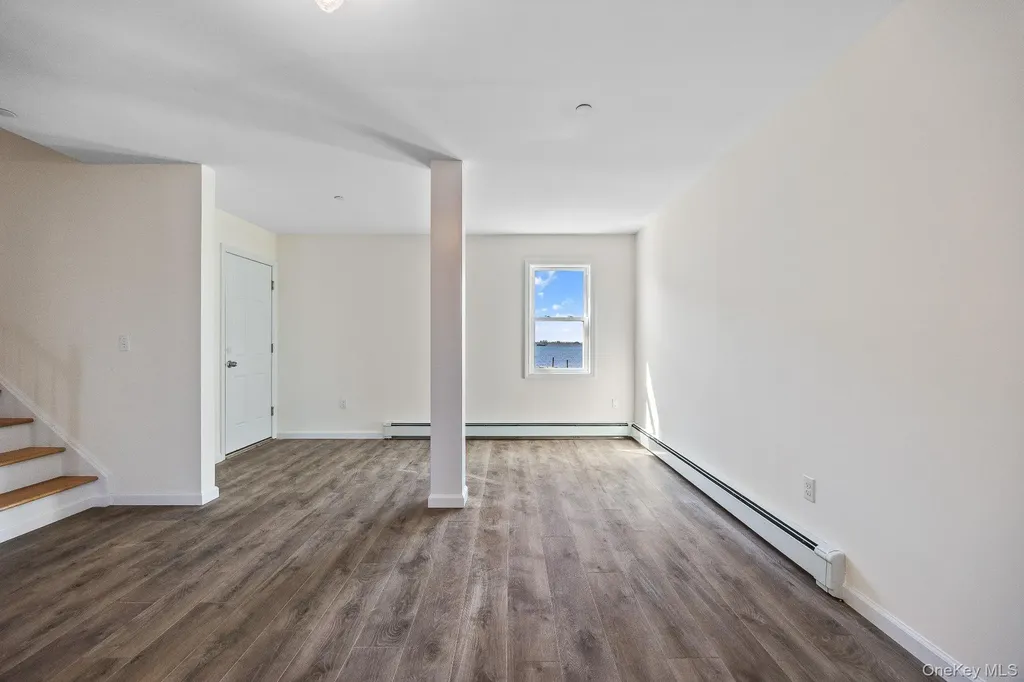 41 West Avenue Lawrence NY 11559