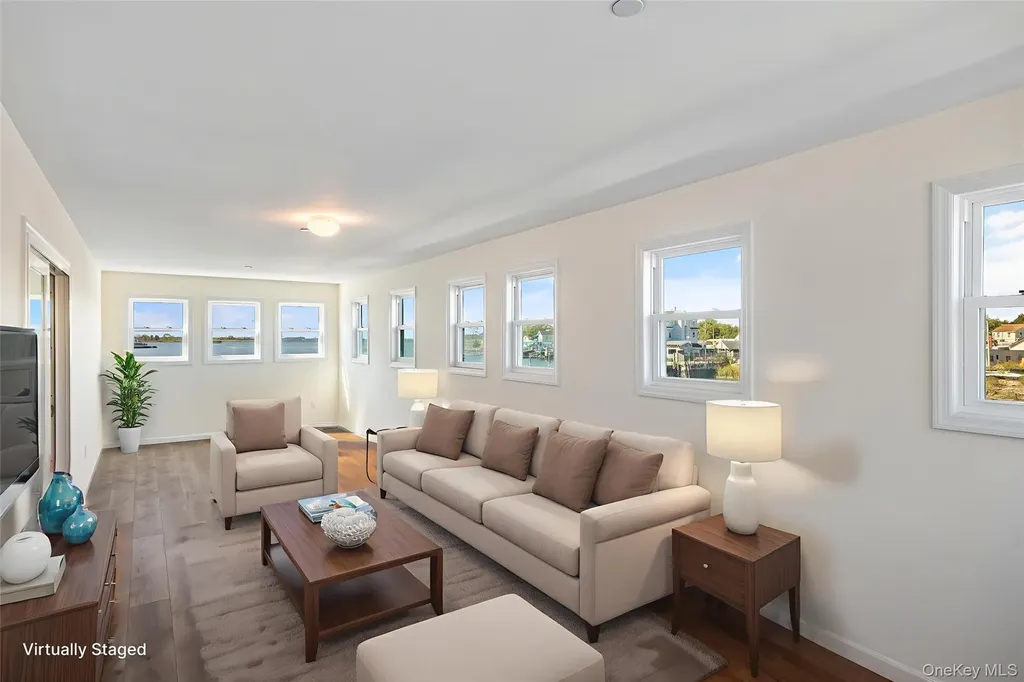 41 West Avenue Lawrence NY 11559