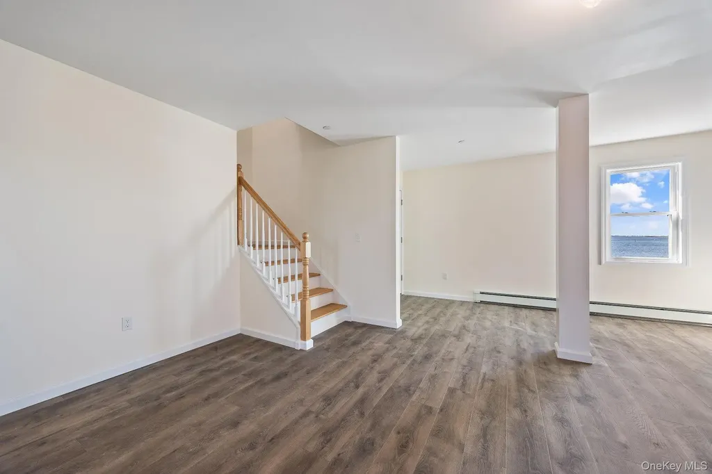 41 West Avenue Lawrence NY 11559