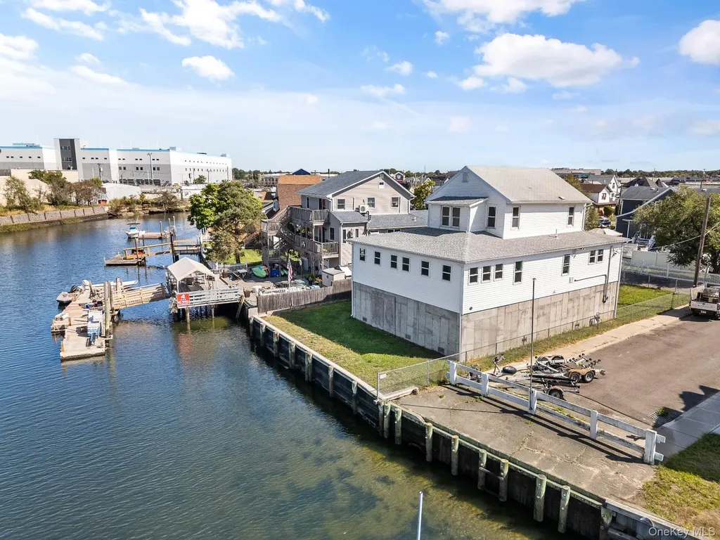 41 West Avenue Lawrence NY 11559