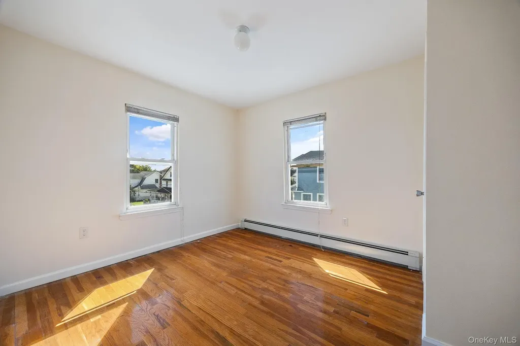 41 West Avenue Lawrence NY 11559