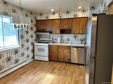 3128 Schreiber Place Baldwin NY 11510