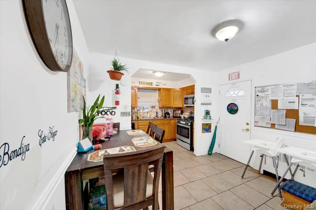 3226 Ampere Avenue Bronx NY 10465