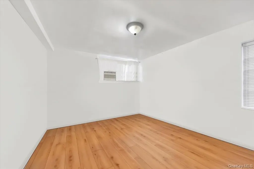 3226 Ampere Avenue Bronx NY 10465