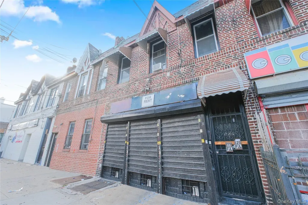 607 Hegeman Avenue Brooklyn NY 11207