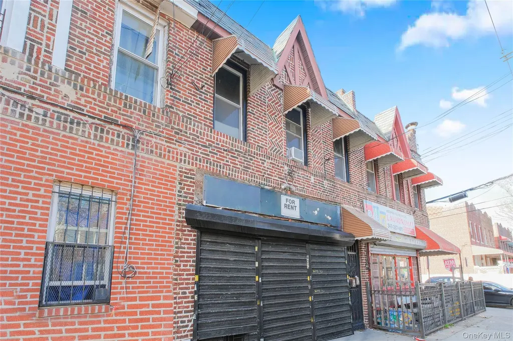 607 Hegeman Avenue Brooklyn NY 11207