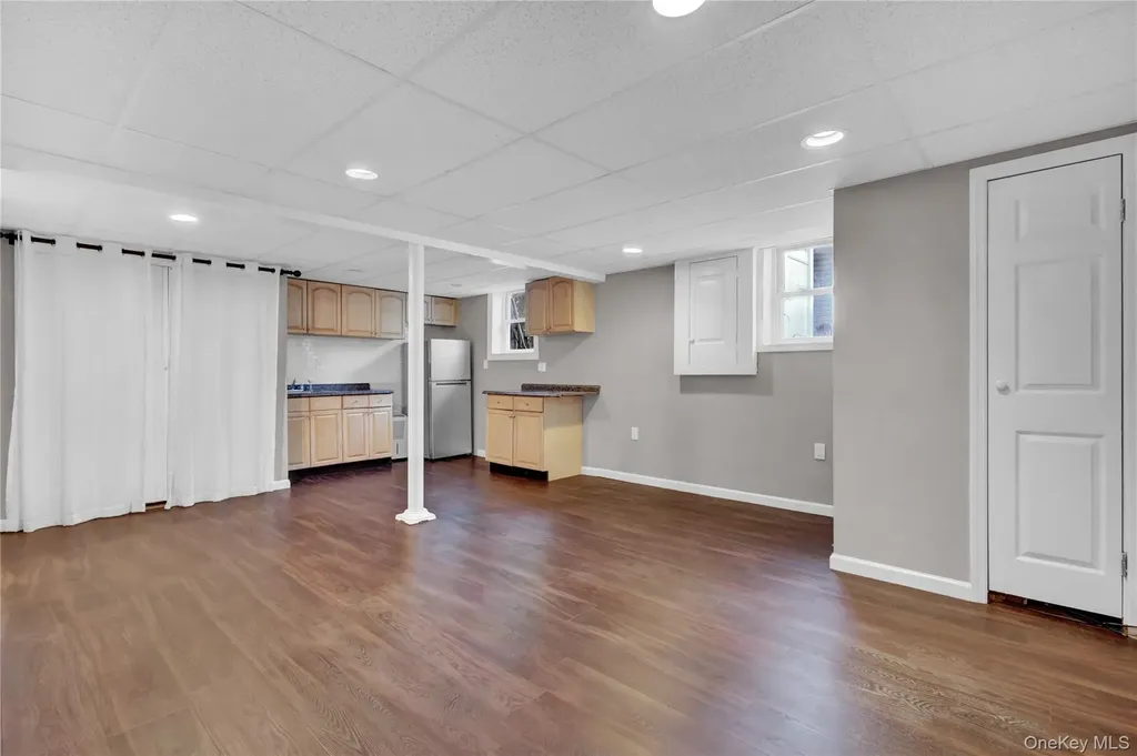 30 Kilroy Drive Mastic NY 11950
