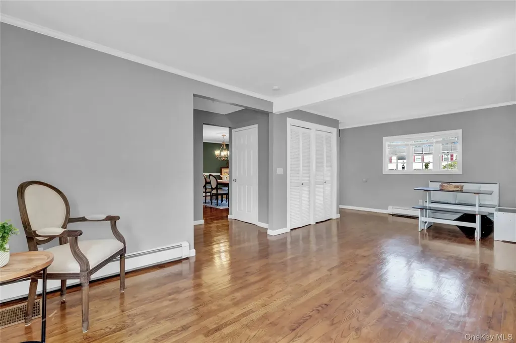 30 Kilroy Drive Mastic NY 11950